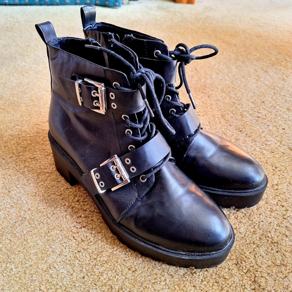 Black Buckle Boots - Picture 2 of 8